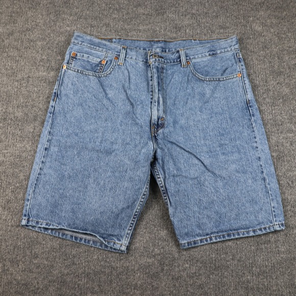 Levis 505 Shorts Mens 38 Blue Denim Zip Fly 5 Pocket Stonewash Regular Fit - Picture 1 of 13